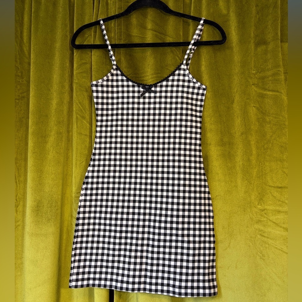 NWT Edikted 90s style Connie Gingham Bodycon Mini Dress. Size Small $50